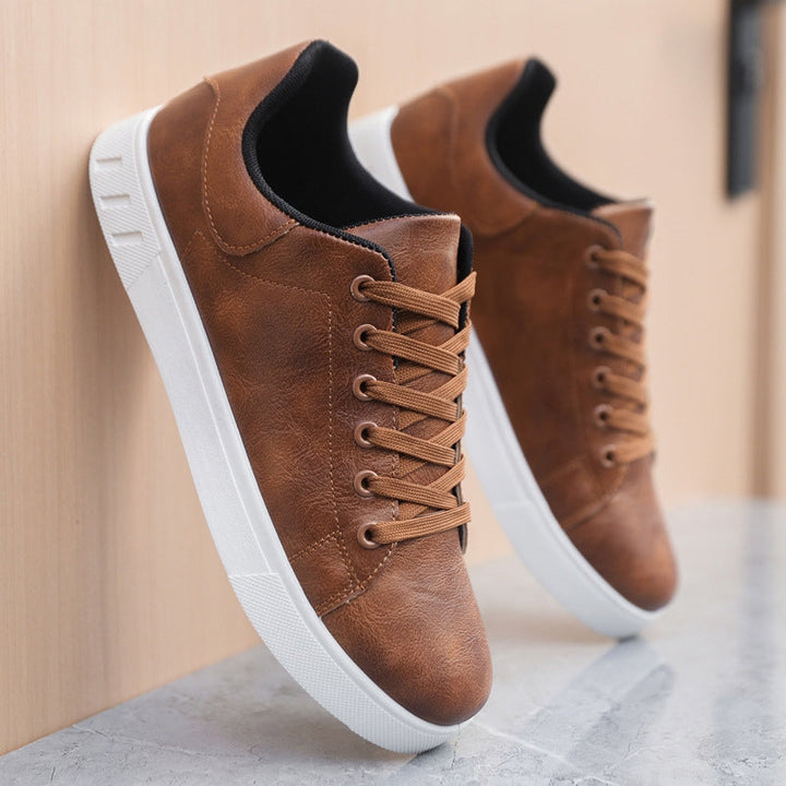 Oliver™ | Classic Leather Comfort Sneakers