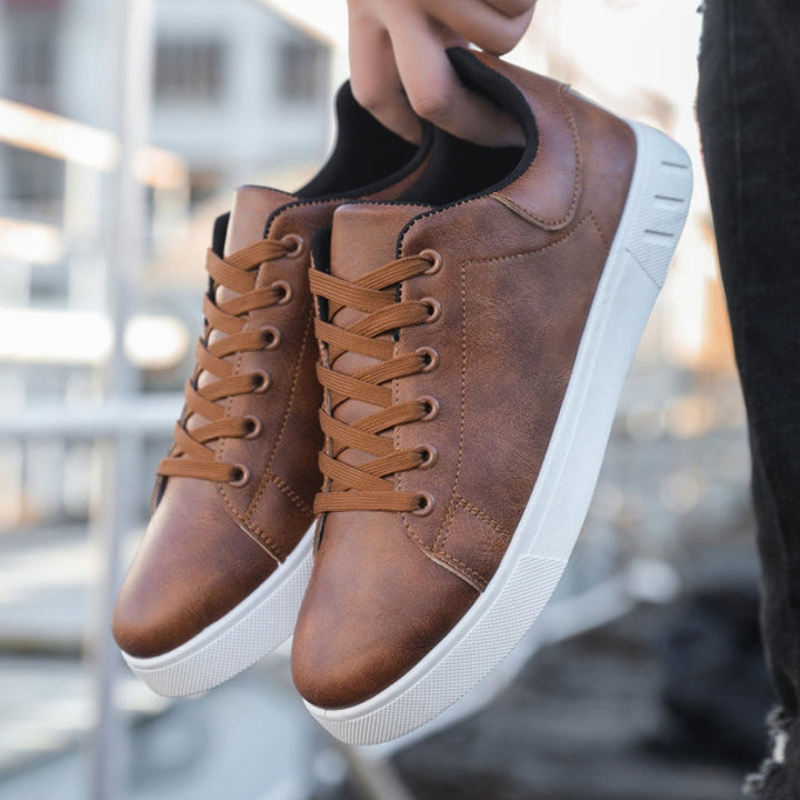 Oliver™ | Classic Leather Comfort Sneakers