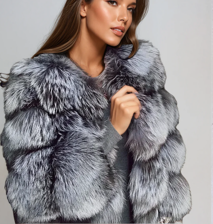 STACY | Stylish faux fur coat